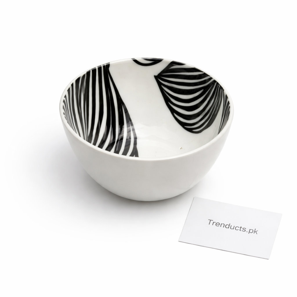 Danny Home's Modern Black & White Leaf Pattern Ceramic Dinnerware – Dessert Plate, Deep Plate, Salad Bowl & Bowl