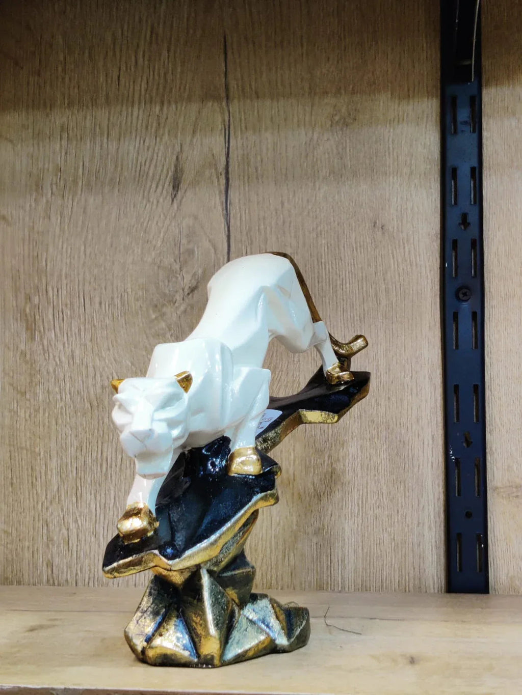 Luxury Panther Table Sculpture – Modern Home Decor (Medium Size)