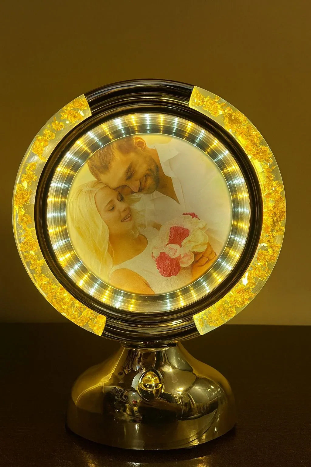 LED 3-Color Light Frame – Modern Decorative Display