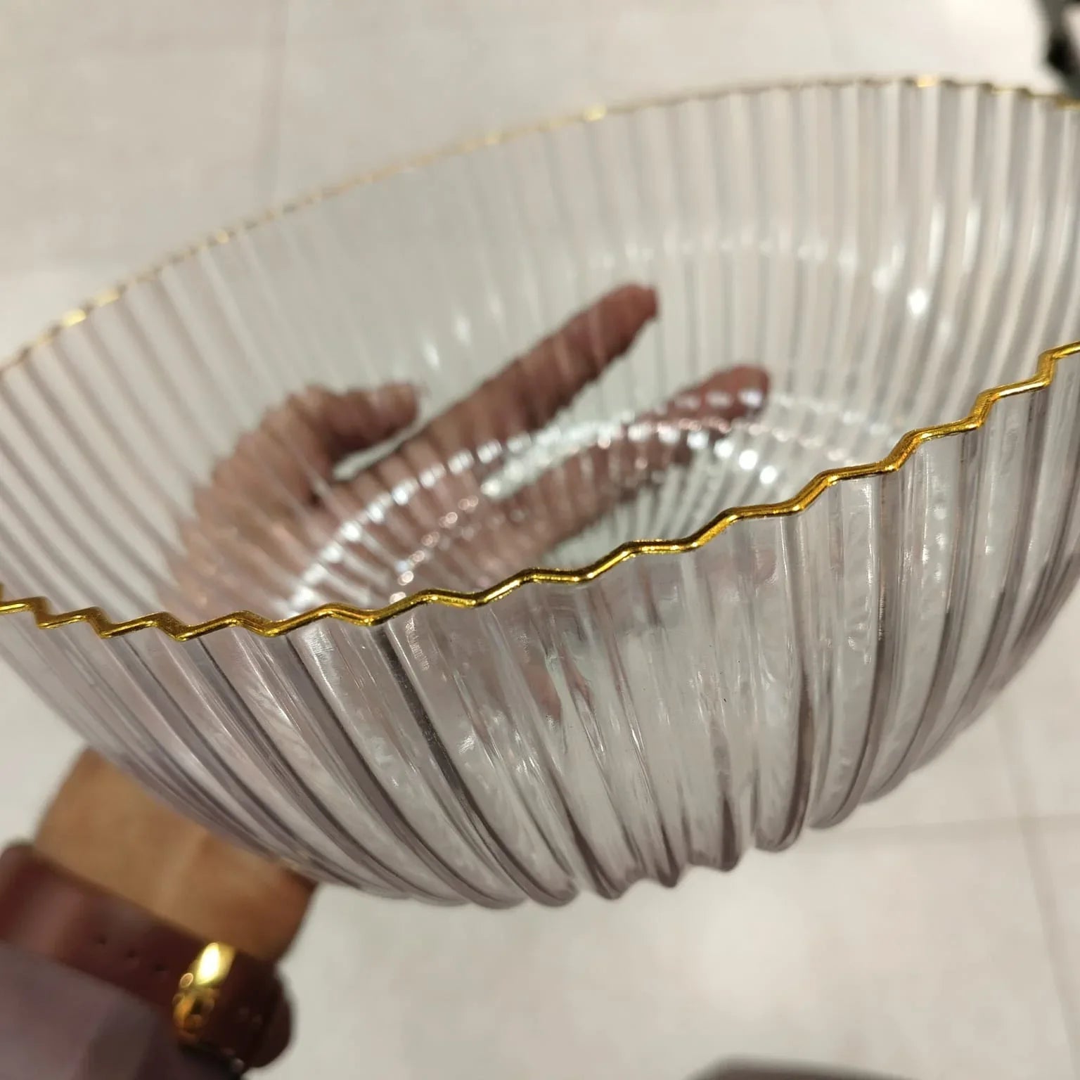 Acrylic Fruit Bowl – Transparent Modern Design