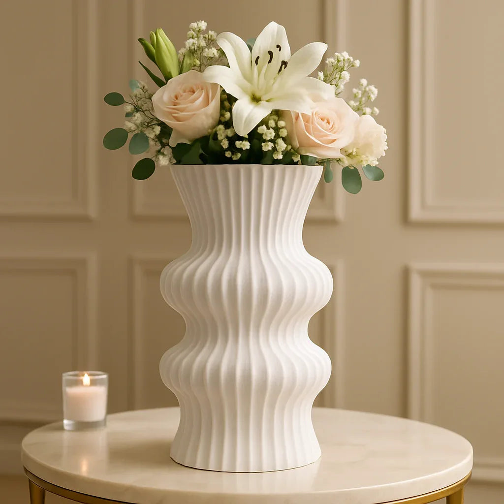Luxury Sculptural Flower Vase – Modern Decorative Centerpiece