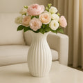 Modern Flower Vase – Stylish Decorative Accent for Living Spaces