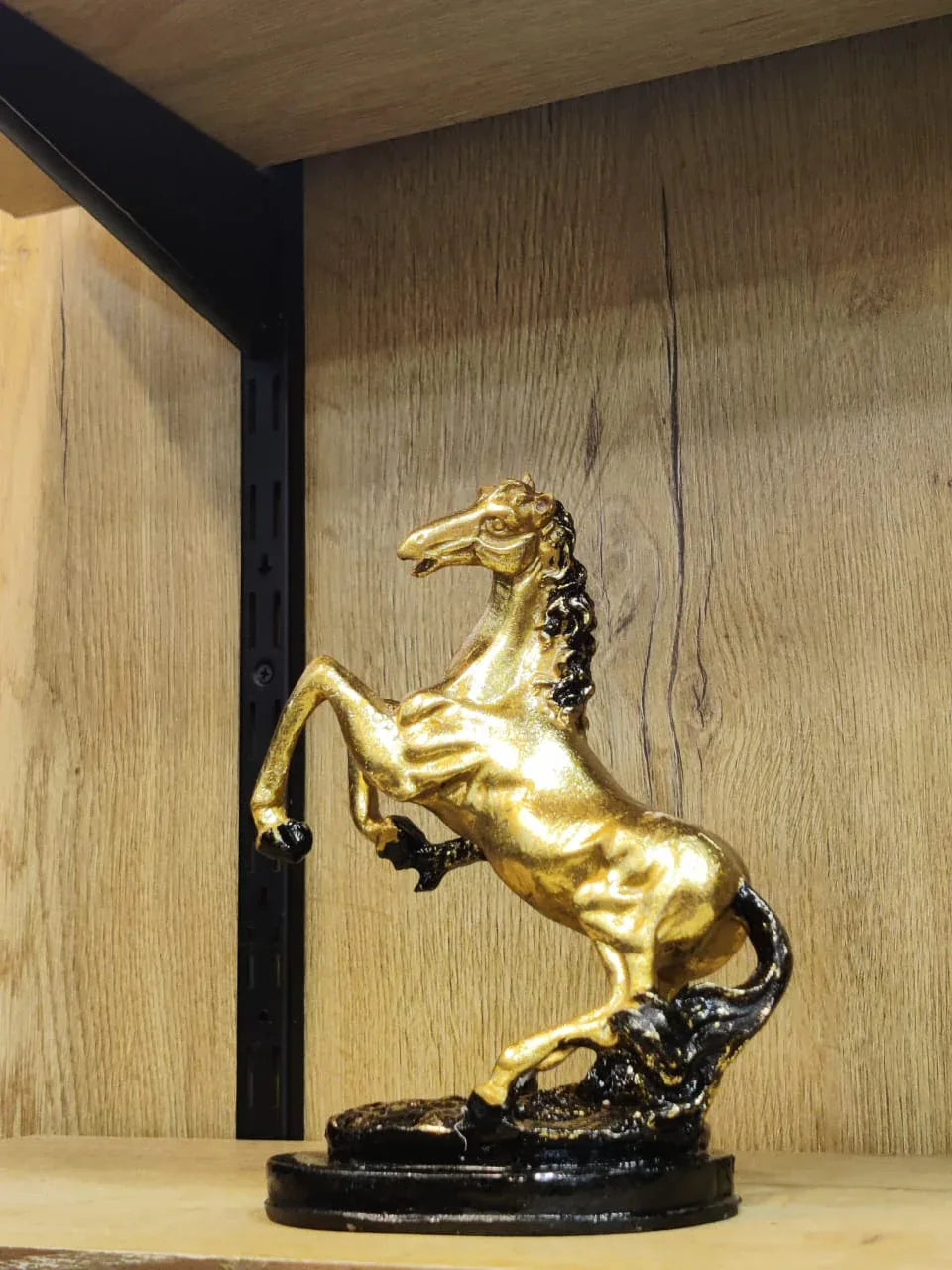 Royal Golden Horse Decor Statue – Small Elegant Figurine