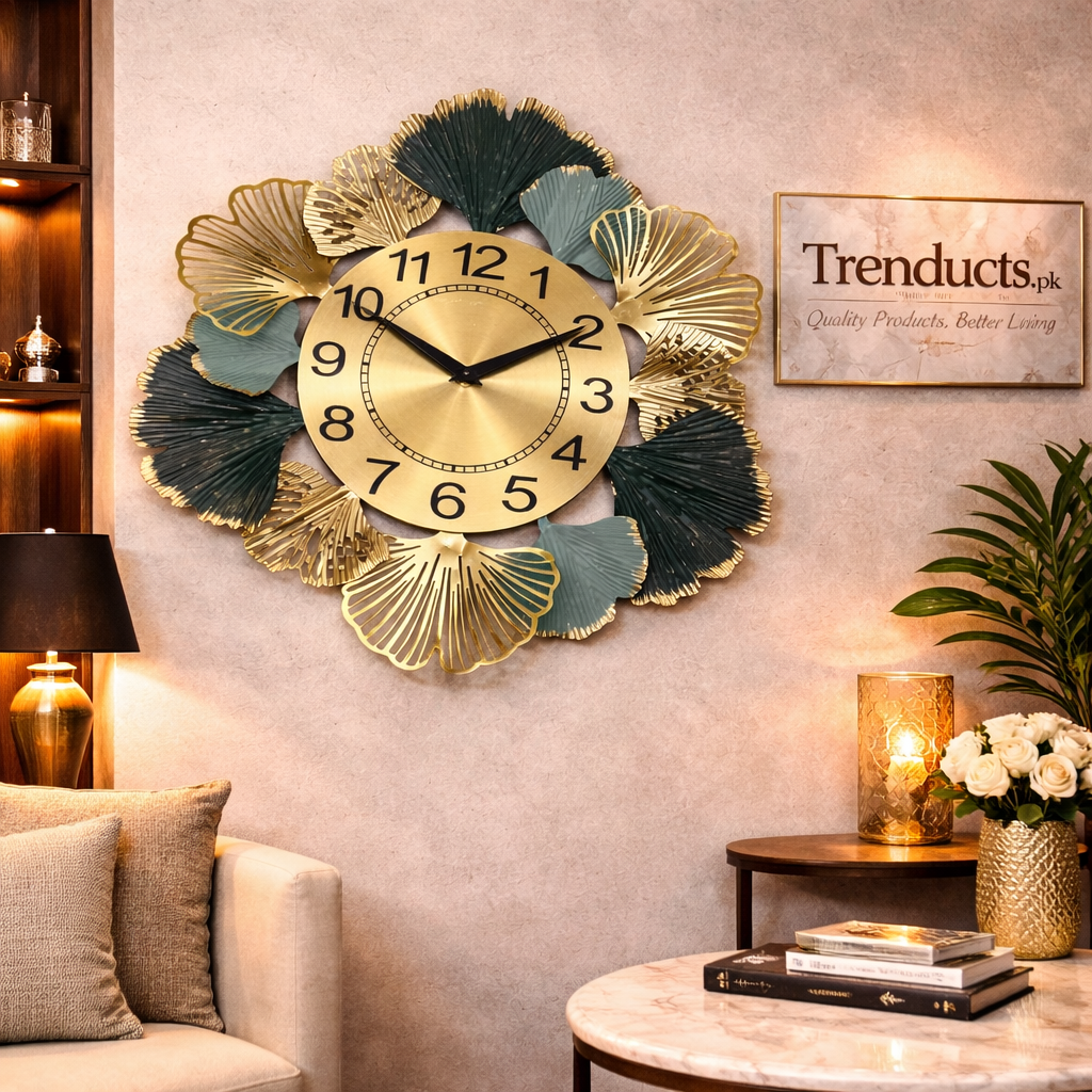 Luxury Metal Wall Clock Motive – Silent 3D Decorative Statement Piece