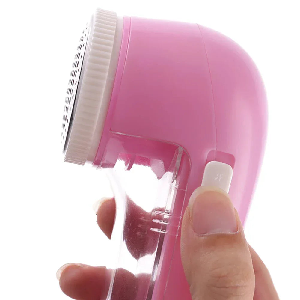 Portable USB Lint Remover – Clothes & Carpet Shaver
