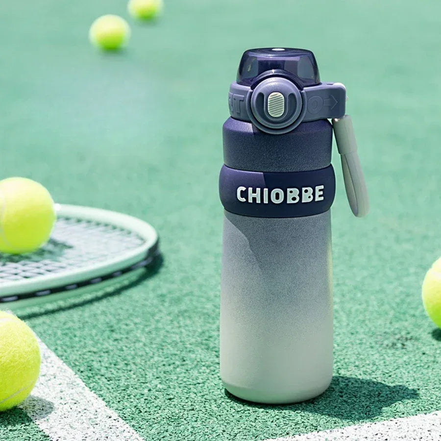 Large Capacity Stainless Steel Insulated Water Bottle 560ml (Random Color)