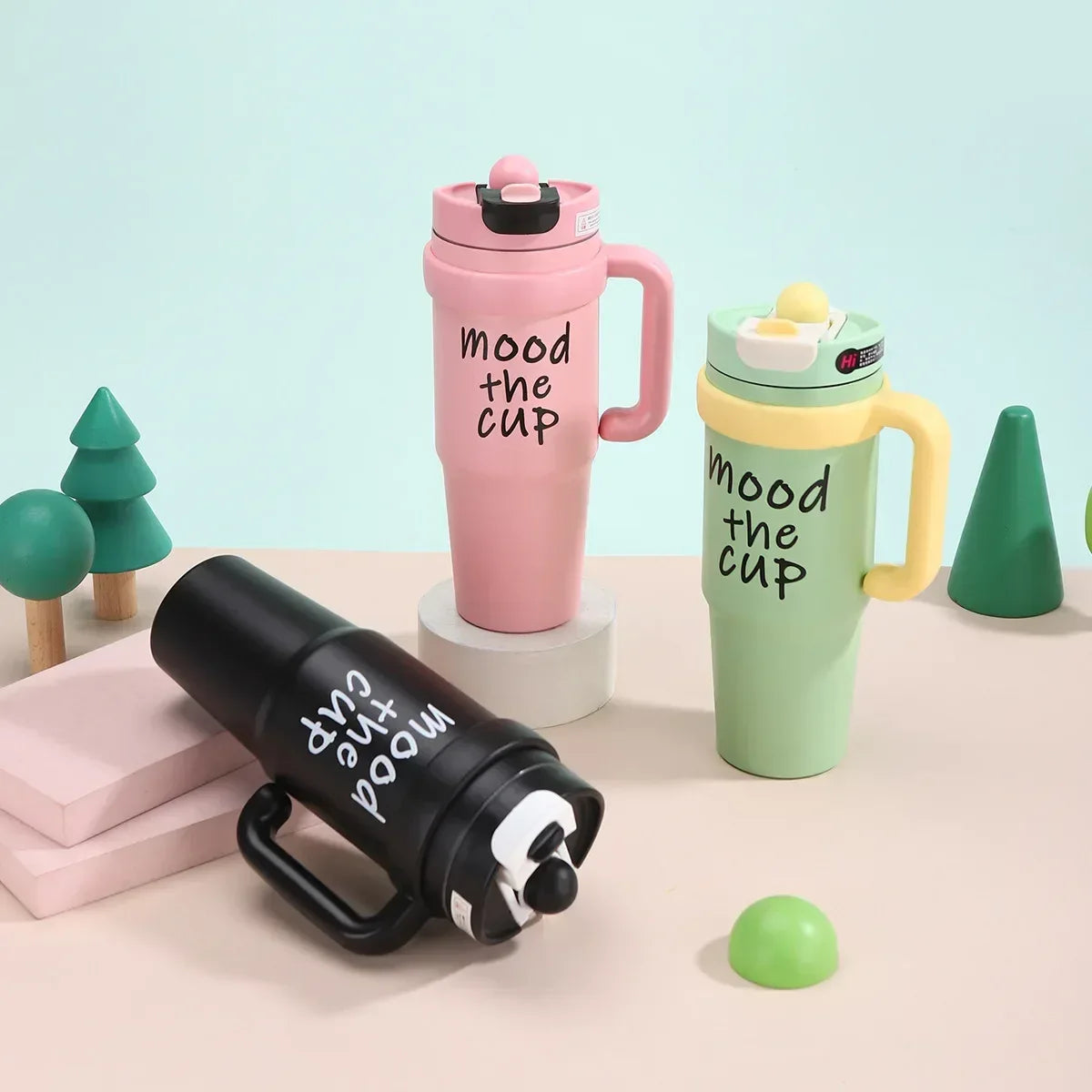 900ml Stainless Steel Insulated Tumbler (Random Color)