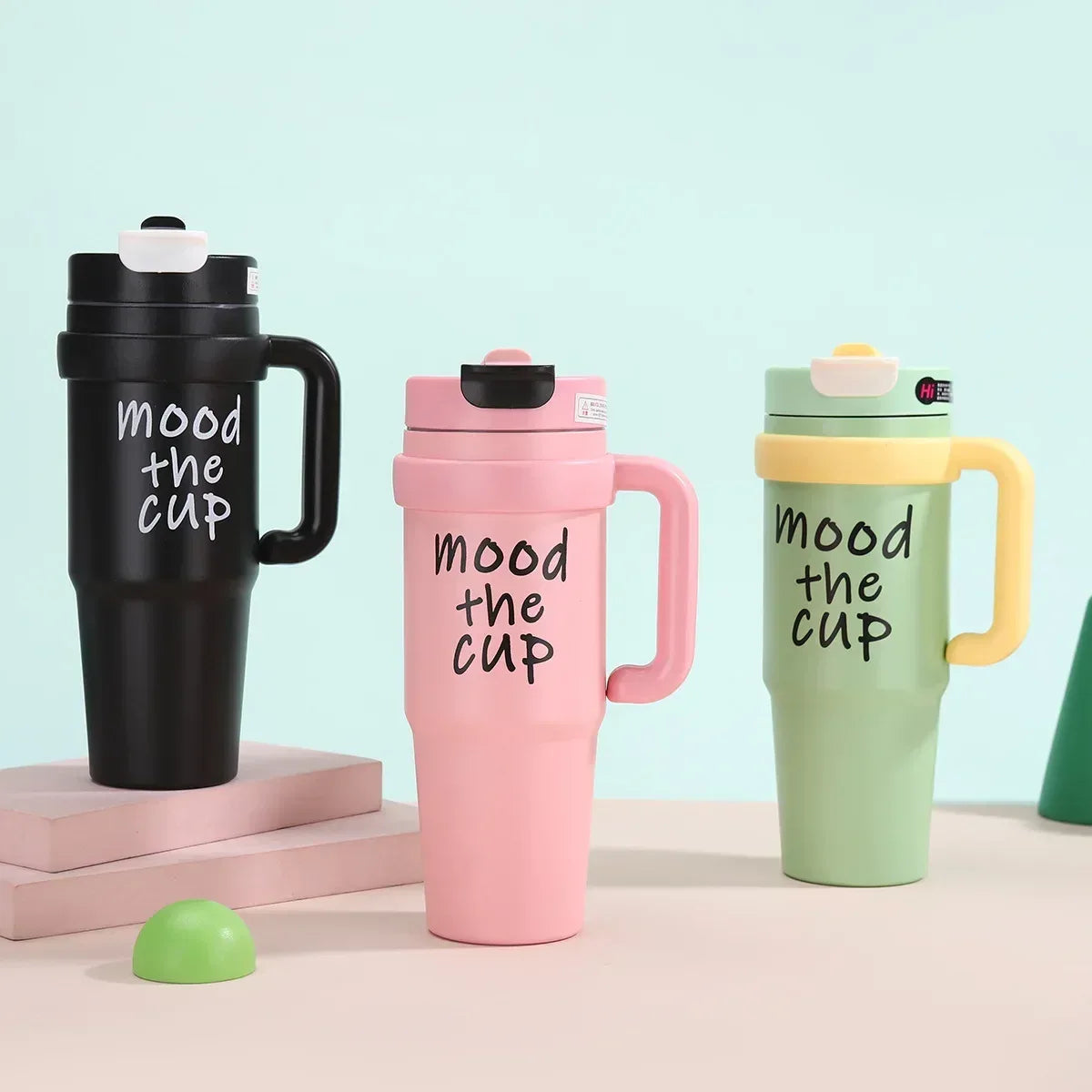 900ml Stainless Steel Insulated Tumbler (Random Color)