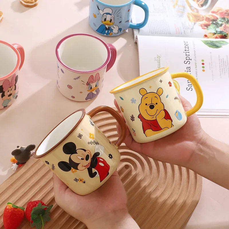 Premium Disney Mickey & Friends Kids Cup (Random)