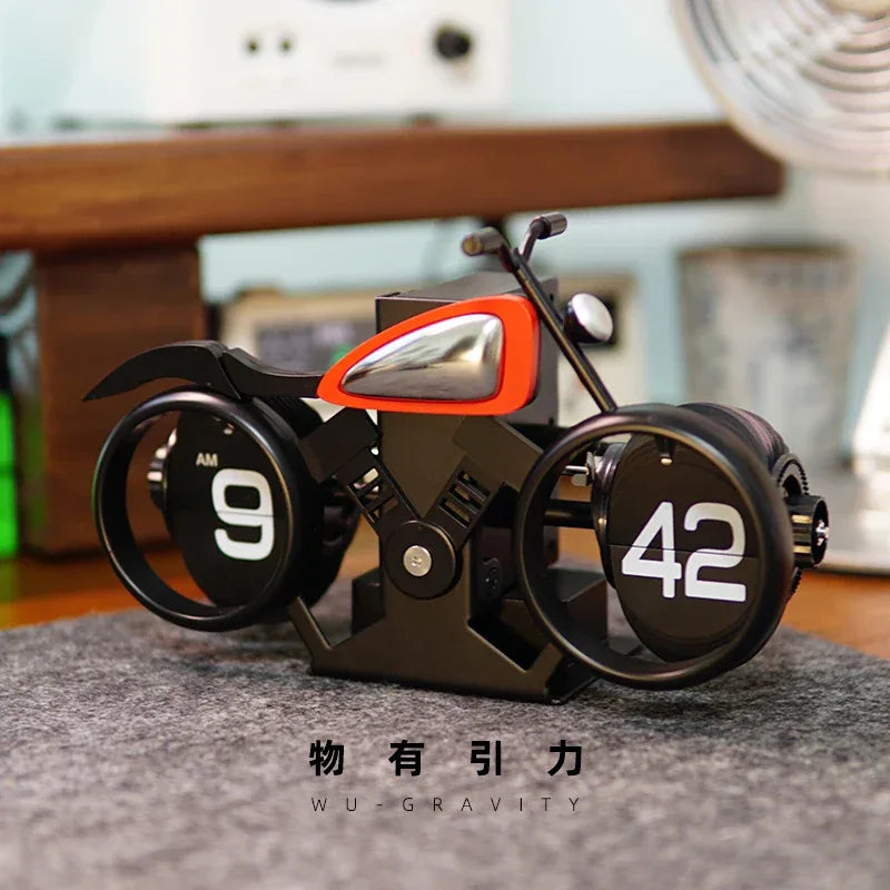 Vintage Motorcycle Flip Clock – Silent Mechanical Table Clock for Home & Office Décor (Random Color)