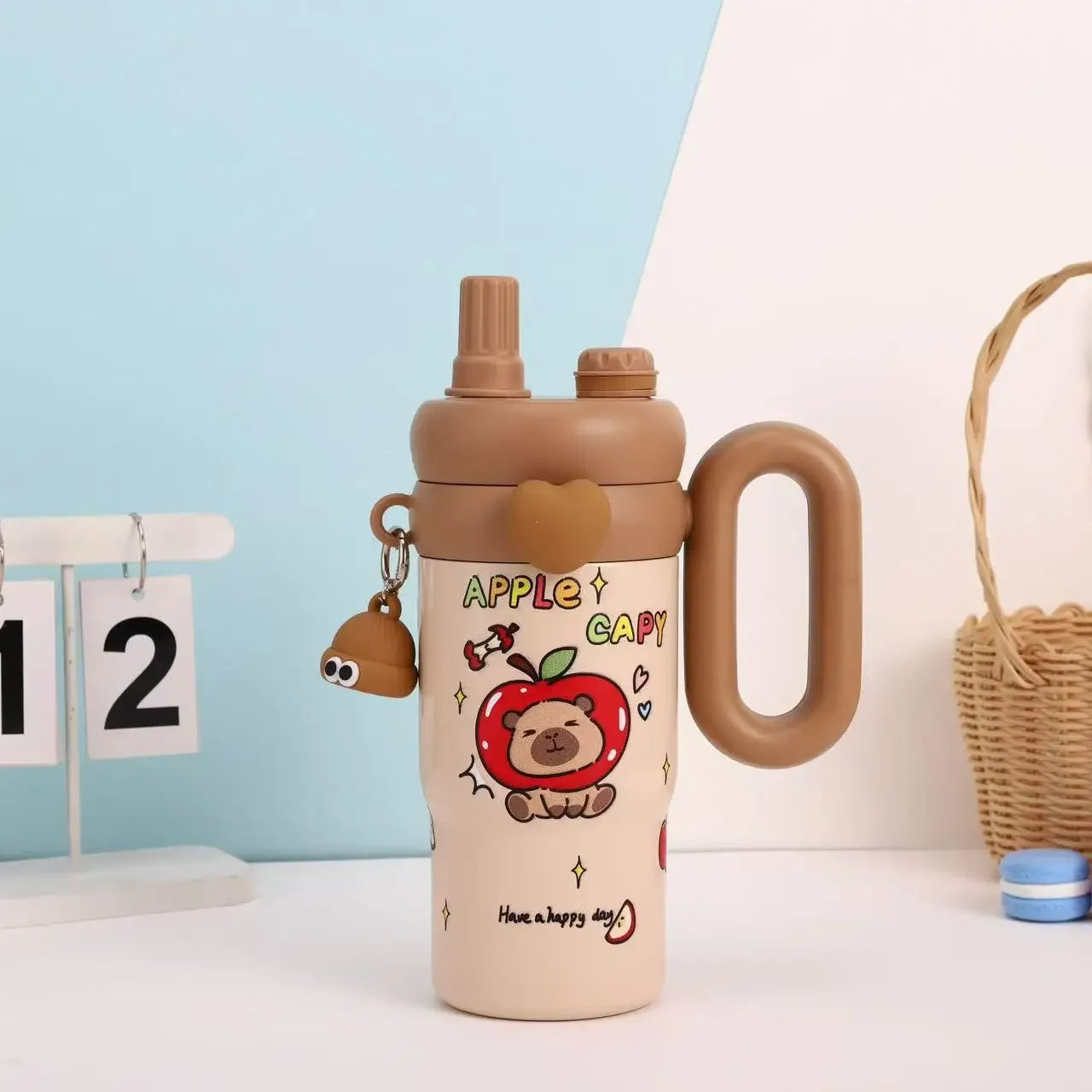Large Cartoon Straw Cup – Insulated Water Bottle (Random Color)
