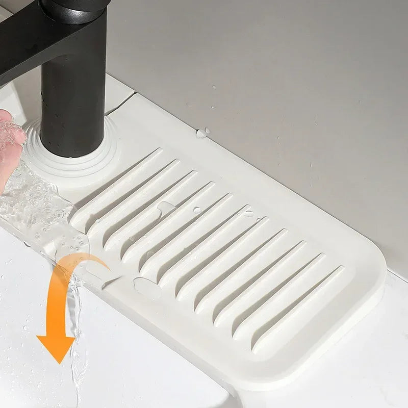 Kitchen Silicone Splash Pad – Sink Faucet Protector