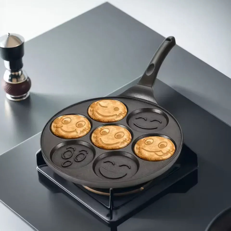 Non-Stick 7-Slot Smiley Face Fry Pan – Pancake & Egg Mold Pan