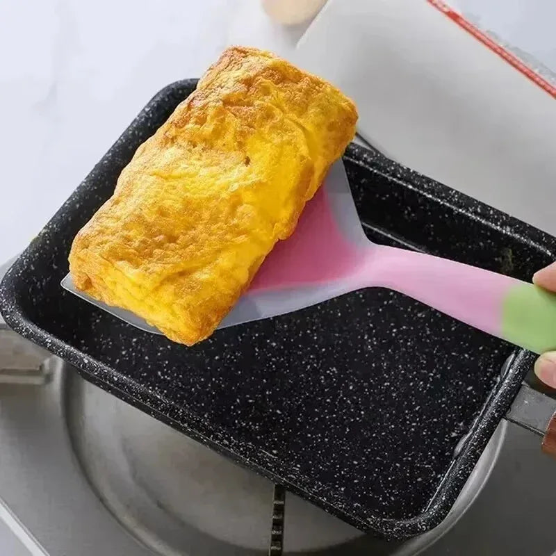 Silicone Pancake Spatula – Heat-Resistant Kitchen Tool