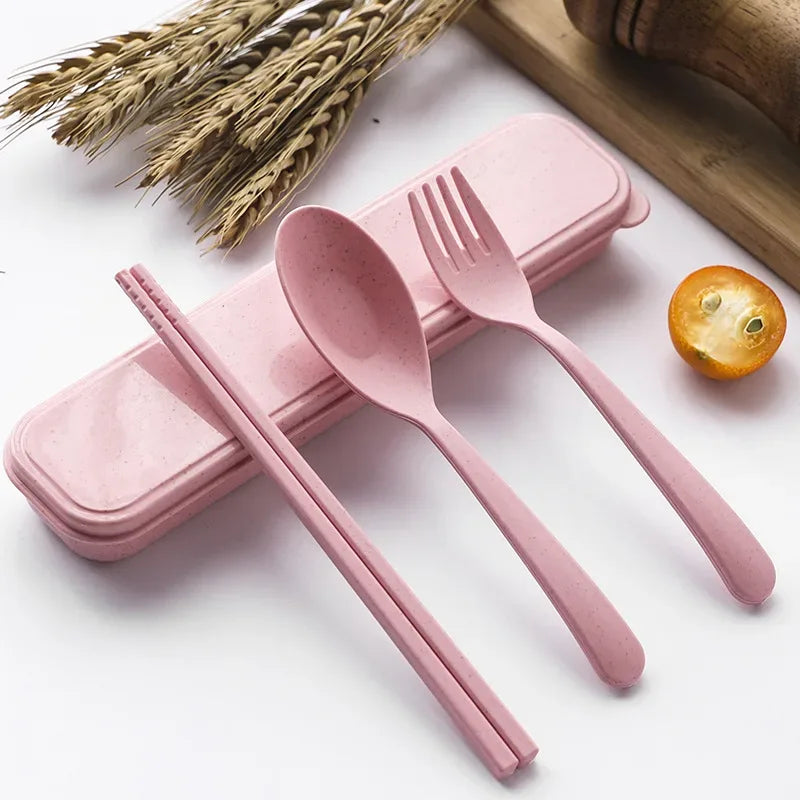 3pcs Portable Tableware Set – Spoon, Fork & Chopsticks (Random Color)