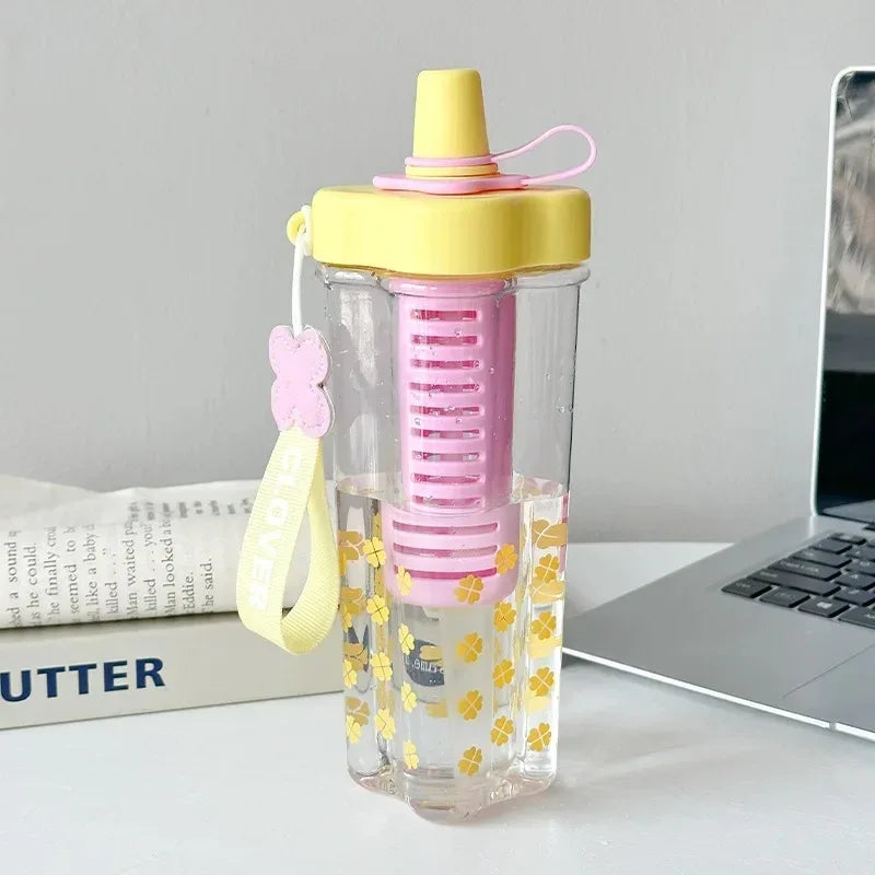 Large Plastic Straw Cup – Portable Tea & Water Infuser (Random Color)