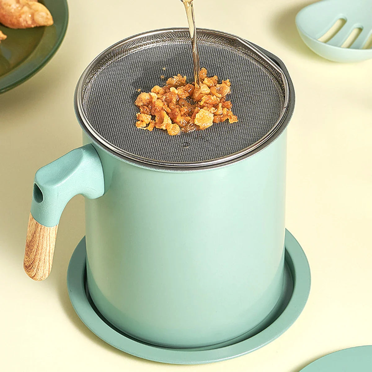 1.4L Colour Oil Pot - Dust-Proof Filter Jug