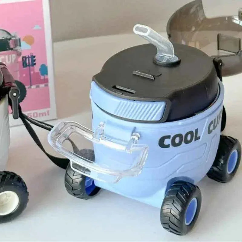 Miniature Spacecraft Water Bottle - Unique Cosmic Hydration Solution