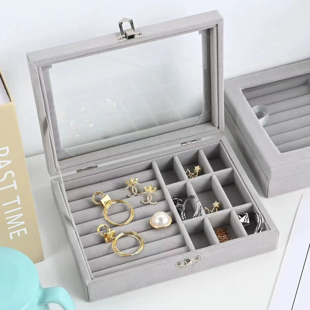 Thickened Velvet Jewelry Box - Dustproof Lockable Ring & Earring Organizer (Random color)