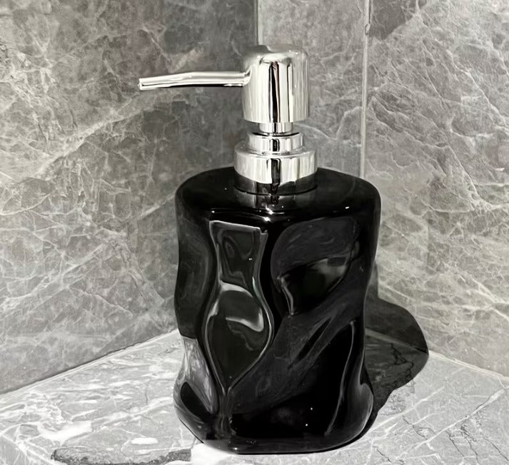 Luxury Twisted Design Soap Dispenser – Sculptural Resin Liquid Pump