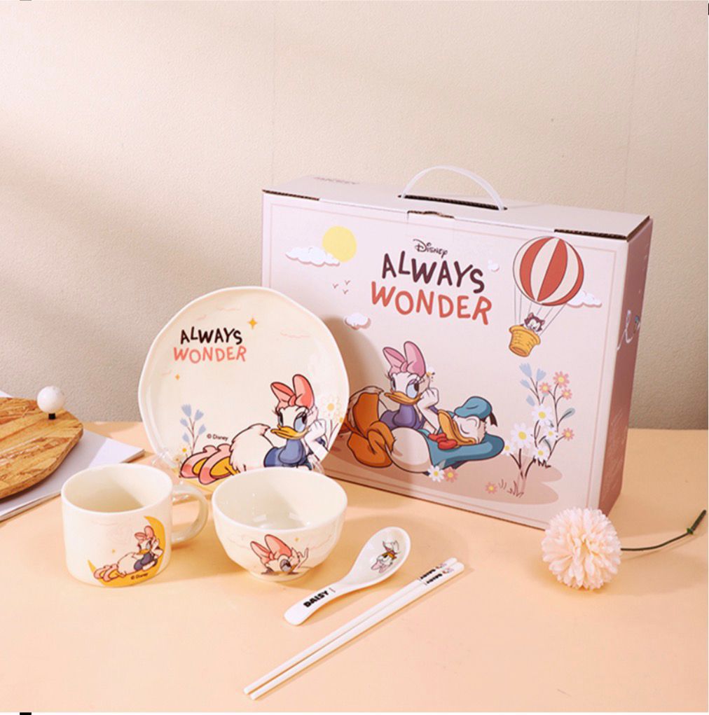 Daisy & Donald Ceramic Crockery – 6-Piece Premium Gift Set