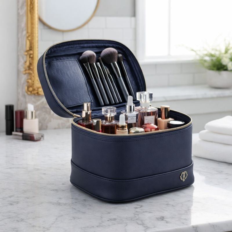 Luxury Makeup Storage Bag – Travel-Ready Organizer