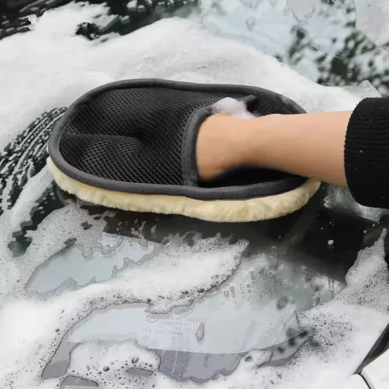 Soft Car Washing Gloves for Effective Cleaning