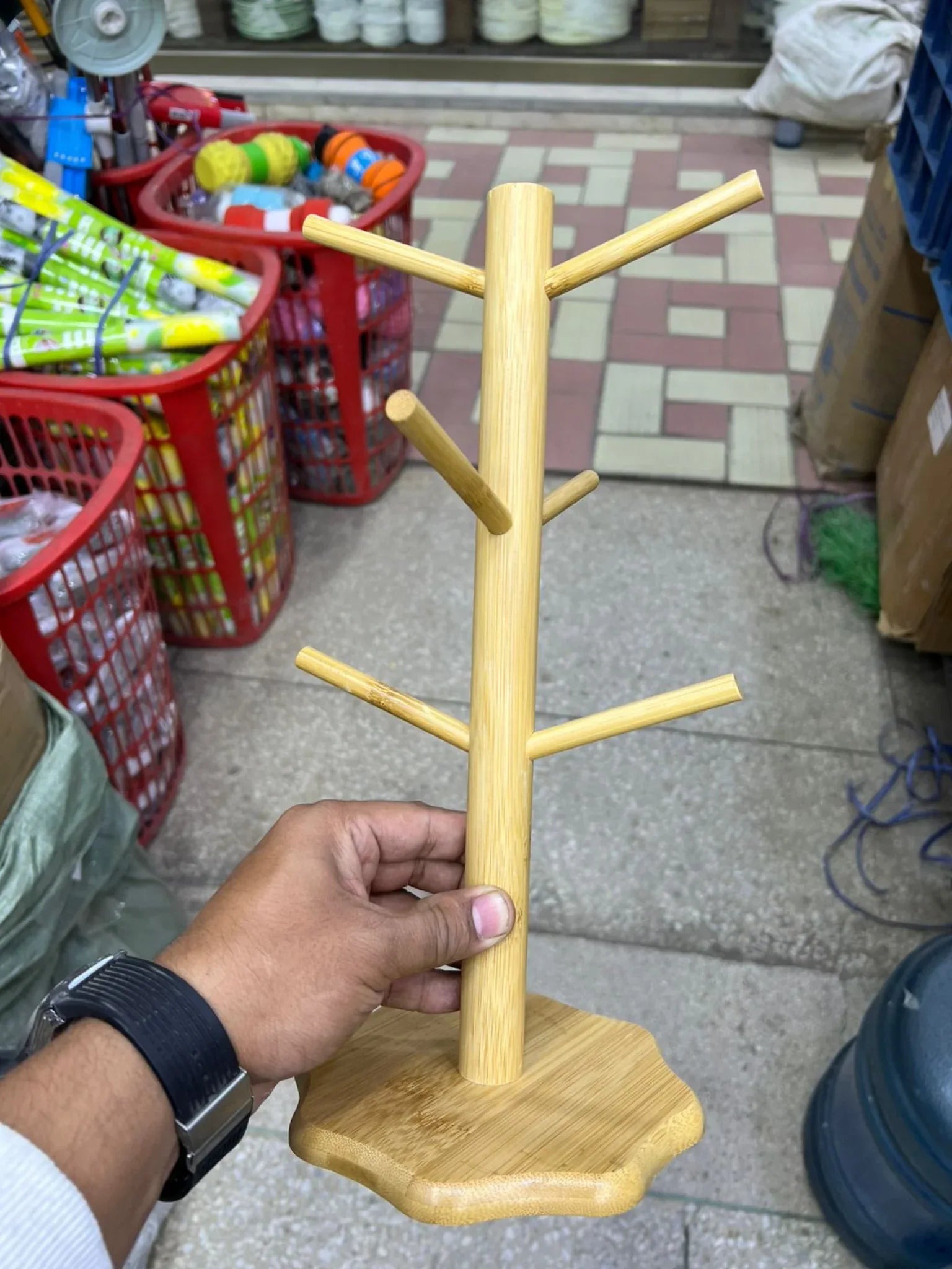 Wooden Tree-Style Cup & Mug Holder Stand
