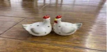 Chicken Shape Ceramic Salt & Pepper Jar Set