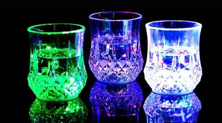 Magic Light Up Acrylic Mug - Colorful Pineapple Cup