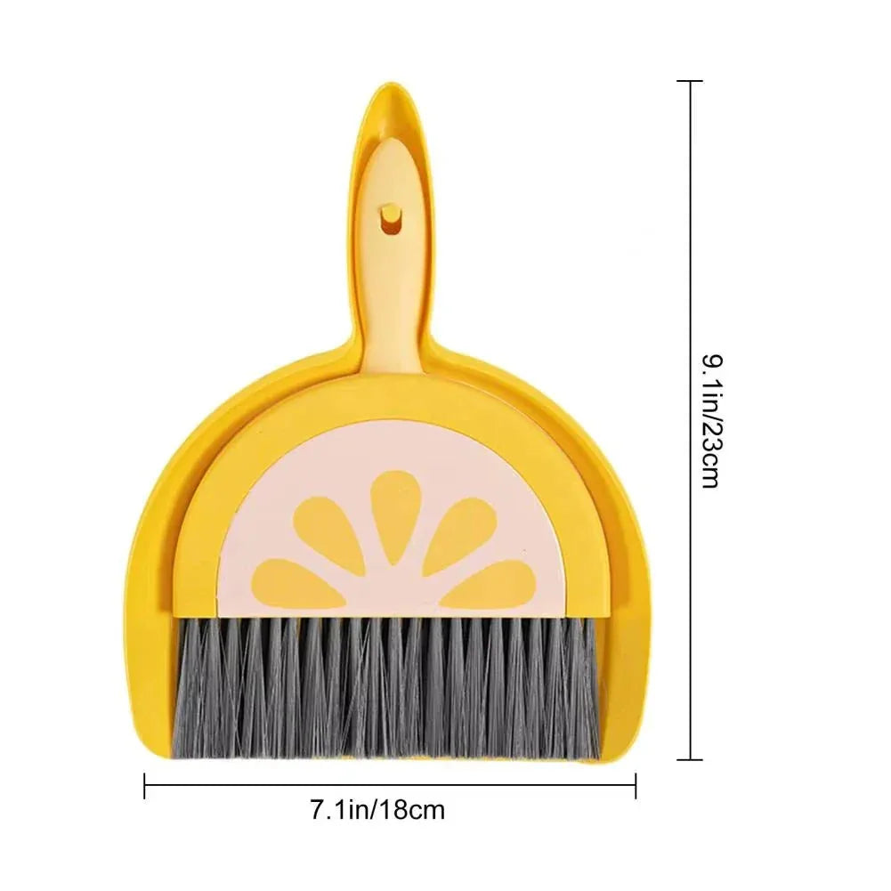 Mini Desktop Broom & Dustpan Set – Funny Fruit Pattern