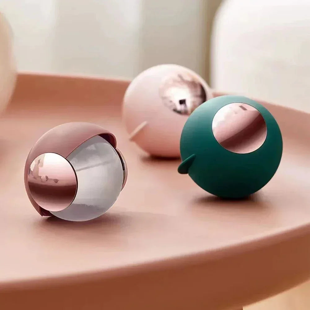 Reusable Lint Roller Ball for Easy Cleaning