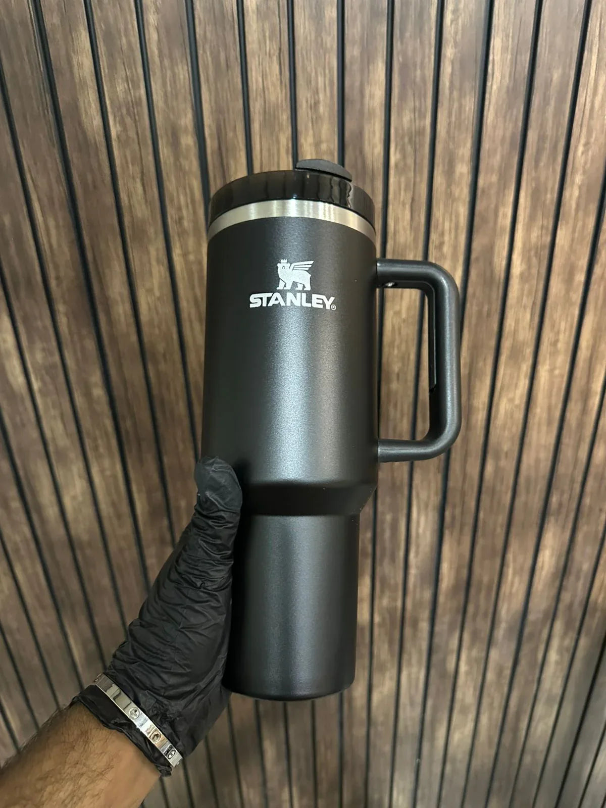 40oz Stainless Steel Tumbler with Handle - Durable & Easy Grip