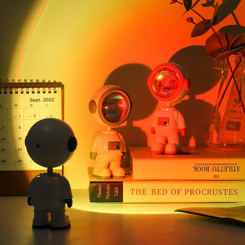Astronaut Starry Sunset Lamp for Cozy Decor